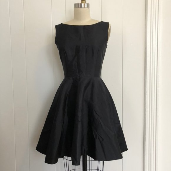 Christian Siriano Dresses & Skirts - Christian Siriano Black Silk Dress